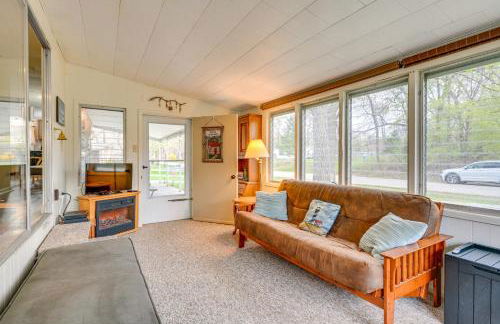 Walk to Lake Huron Pet-Friendly Caseville Cottage - Photo 4