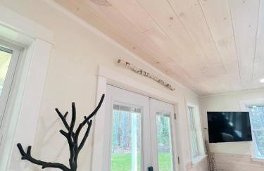 Newly Built Retreat in the Woods Near Acadia - Foto 17