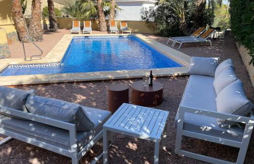 Villa Amarilla 4 Bed 3 Bath private pool - Photo 21