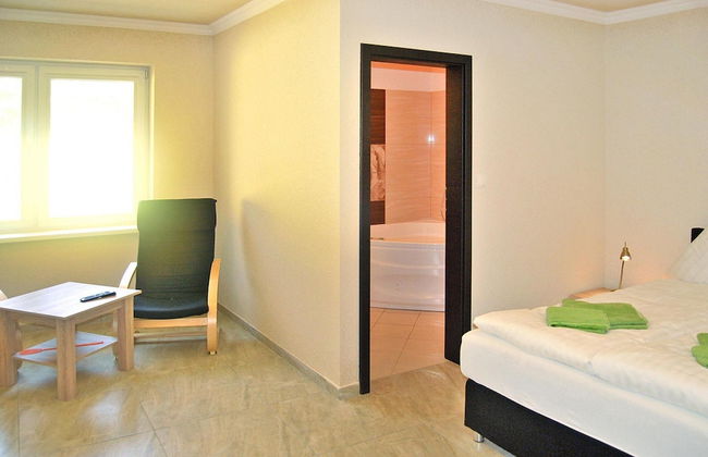 Terraced House With Pool and Sauna, Sieciemin - Foto 2