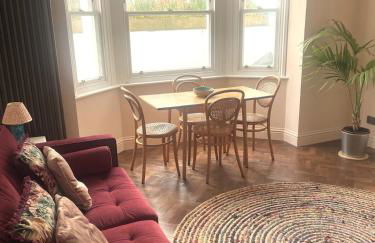 The Hideaway - 1 bed apartment in central Brighton - Foto 1