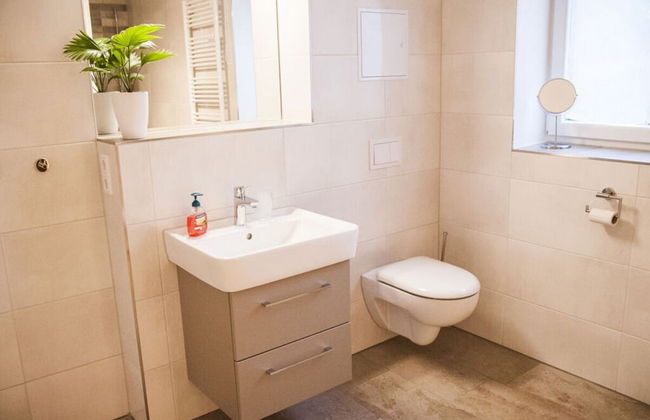 Small House Lake Modern Retreat - Foto 6