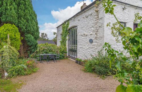 No.1 The Coach House - Photo 19