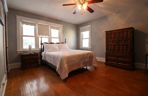 Spacious 6-bedroom house in charming Niagara Falls with AC - Foto 10