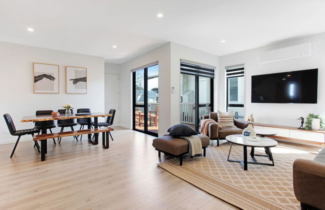 Central Oasis Townhouse with Parking - Photo 26