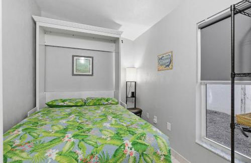 Sun and Fun- Dolphin Diversion - Photo 2