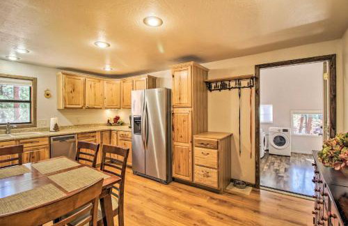 Deck and Grill Pet-Friendly Lakeside Cabin - Foto 10