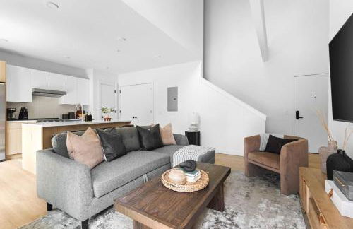 Luxury Penthouse with 2 Floors Pool Patio Gym Walk to Broadway - Foto 14