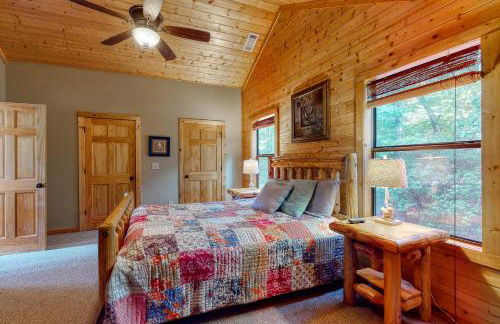 Red Roof Retreat - Photo 12