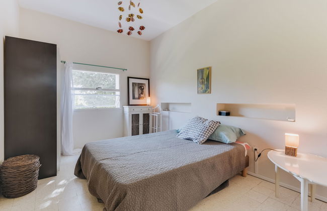 4 bedroom House in Ceyreste with private pool and garden - Photo 14