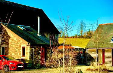 Ty Odyn. Best of Both Worlds. Rural yet Connected. - Photo 2