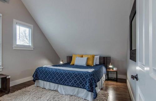 Cozy Loft - Steps to 12th South and Belmont - Foto 10