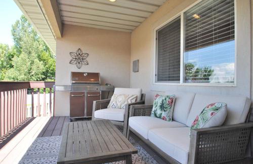 Quiet Comfortable Cliffside Estate near USU - Foto 15