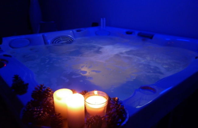 Hillside Villa With Swimming Pool and Jacuzzi - Frasassi Caves - Foto 10