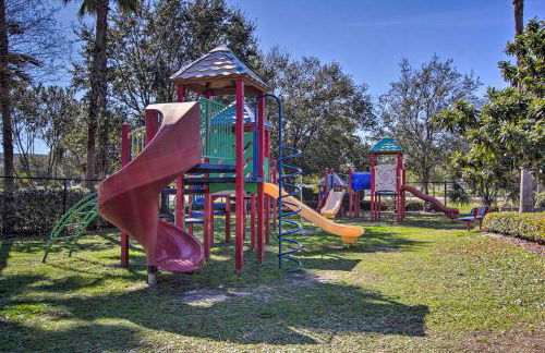 Modern Resort Condo with Balcony - Walk to Beach! - Foto 36