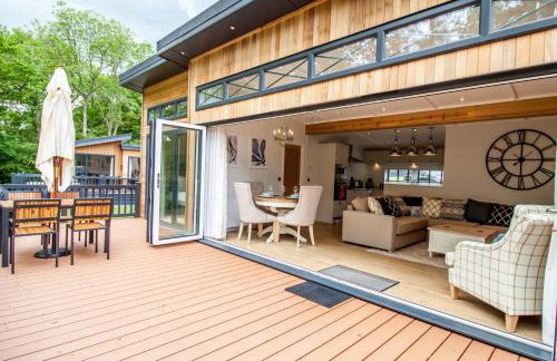 High Oaks Grange - Contemporary Lodges - Photo 1