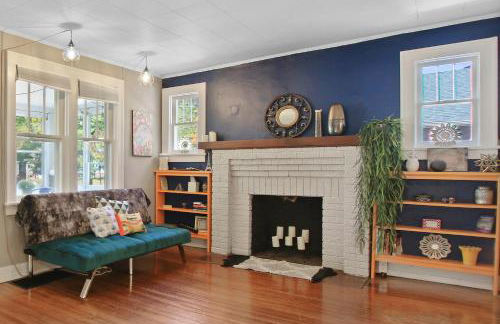 Bohemian Bungalow Pac-Man, walk downtown, pet friendly - Foto 31