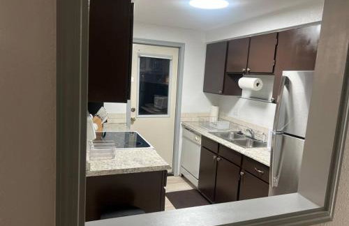 Beautiful downtown Anchorage 2 - Photo 11