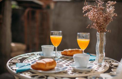 Charming old stone house - Photo 20