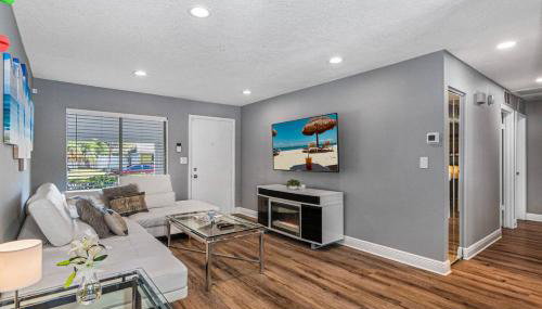 Gorgeous Heated Pool House Near Gulf Beaches! - Foto 3