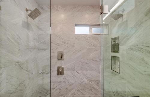 “Backyard Is OMG” Spa Pool BBQ Game Room Views - Foto 46