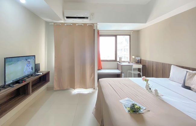 Cozy and Warm Studio at LRT City Jatibening Apartment - Foto 6