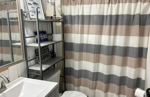 Cozy Indian Lake Chalet on Golf Course with Arcade/Gameroom - Foto 34