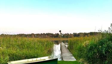 Domek nad jeziorem z własnym pomostem - Foto 5