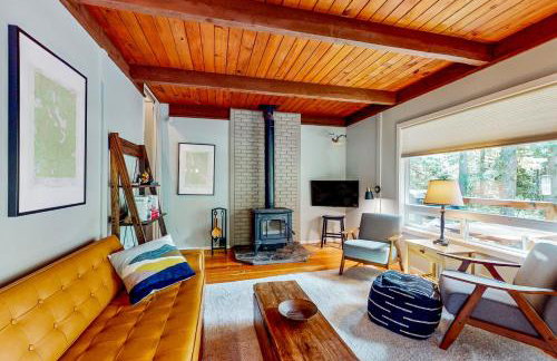 Wooded-View Decks: Family Cabin Retreat in Deming - Foto 6