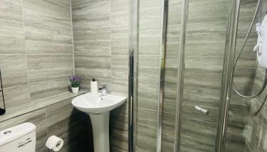 Roomello City Studios - Foto 5, Shower