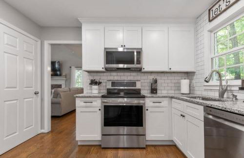 Explore Historic DT In This Cozy Open Air 5BR Stay - Foto 12