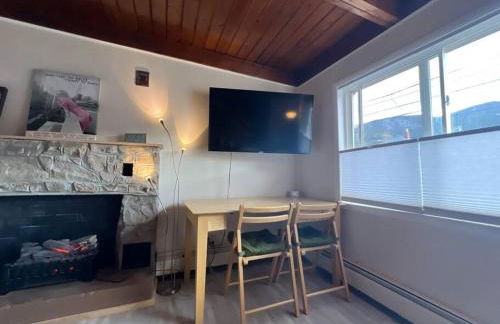 Large Studio LIGHT & VIEWS - Beautiful with Deck - Message Direct - Foto 13