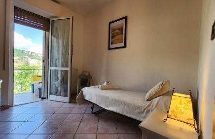 Nella Quiete di Boissano, con Vista e Posto Auto privato - Foto 5