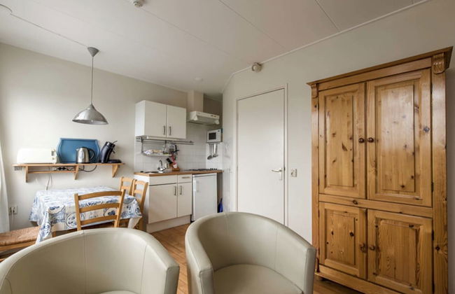 Family Apartment on Large Estate in Bergen aan Zee near Dunes & Beach - Photo 13