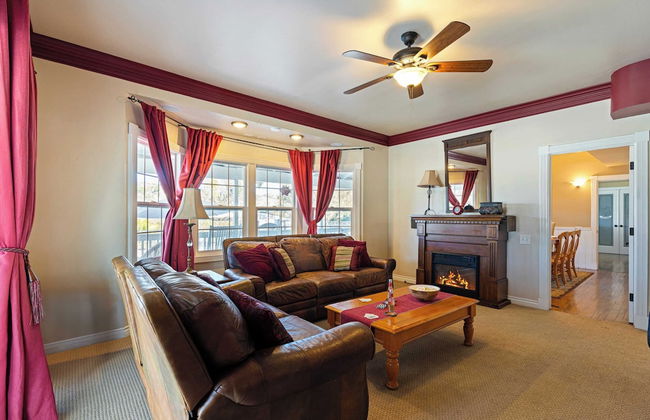 Victorian Manor In Paso Robles Wine Country + Pool, Hot Tub, Firepit, Tennis Court Sleeps 28 - Photo 15