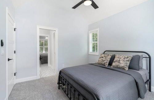 New Home, Dock, Home Theatre Projector, Hot Tub, Fire Pit, Kayaks - Foto 29