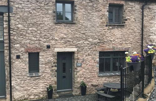 Modern 3 Bed Barn Conversion in Great Urswick - Foto 1