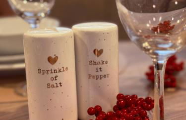 Hot tub retreat, at Tattersall Lakes caravan - Foto 4