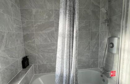 Beautiful 3 Bed Detached House in Grimsby - Foto 23