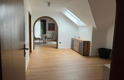 Gemütliche 90qm Wohnung am Waldrand - Foto 2