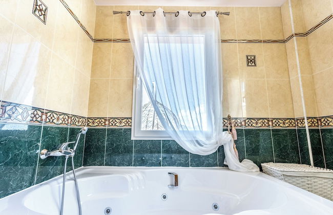 Stunning Golf Villa With Pool and Stunning Views - Foto 11