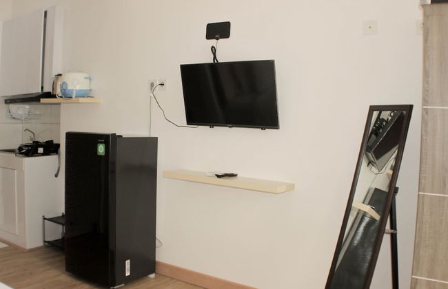 Comfy And Tidy Studio At Riverview Jababeka Apartment - Foto 10