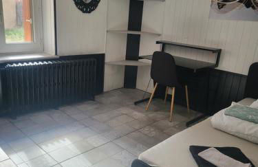 L'Escale Atypique 3 Chambres Clermont-Ferrand, Parking - Foto 17