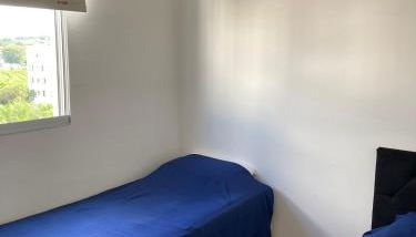 Apto perto do Hotel Premium com garagem, 3 camas, 2 quartos, portaria 24h - Foto 4