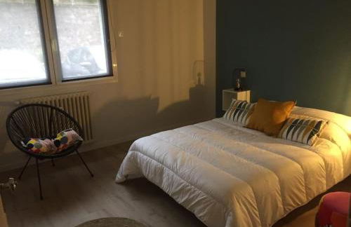 Appart T4 85m2 spacieux climatisation parking - Photo 15