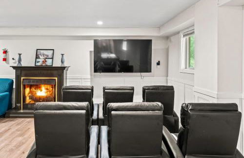 Hot Tub & Theater Haven-Lake and Ski Retreat - Foto 8