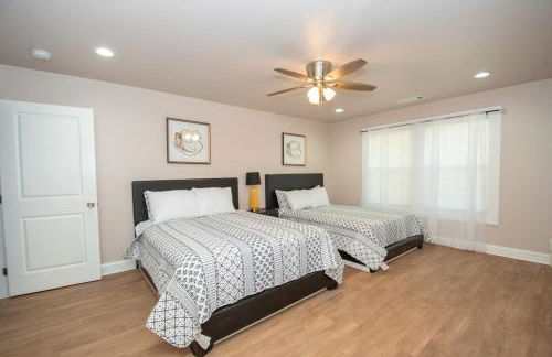 Luxe 6BR Escape Sleeps 24, Private Parking only 5min to Mid&Dtwn ATL - Foto 19