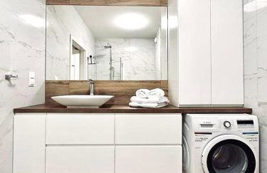 Capital Towers - Apartament Red z widokiem na panoramę miasta i rzekę - Foto 19