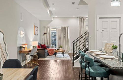 Luxury 3BR Rooftop Apartment Walk to MET and Metro - Foto 8