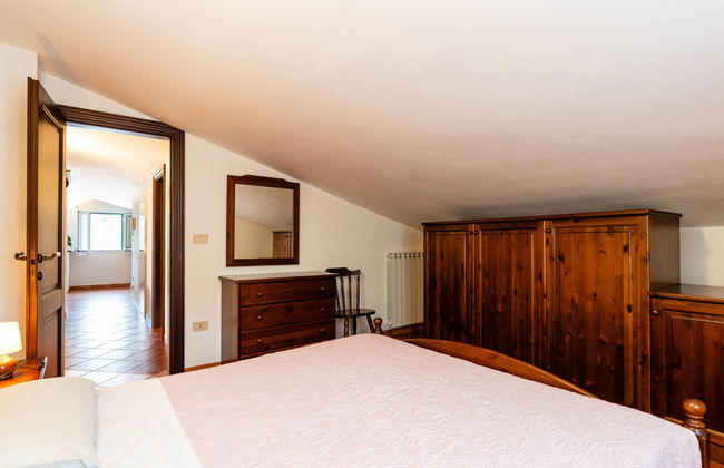 2 bedroom Apartment in Diano Castello with swimming pool and garden - Photo 5